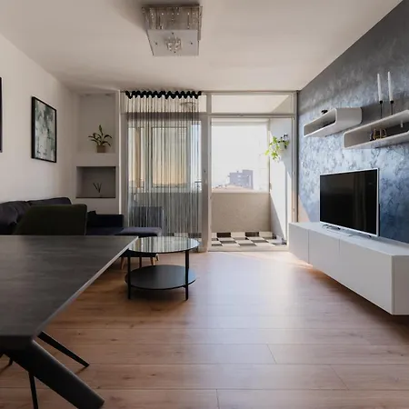 Mateo Apartment *